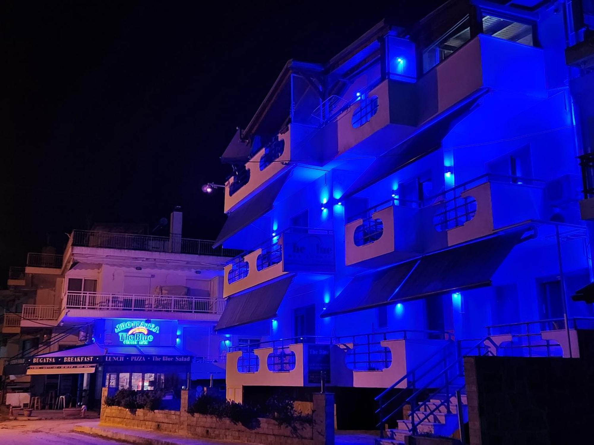 The Blue Beach Apartments Néa Péramos エクステリア 写真