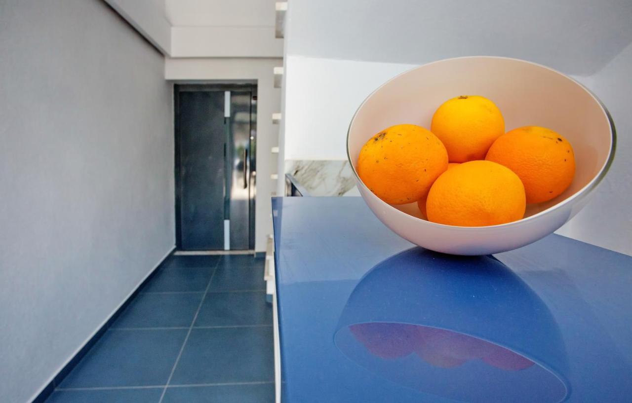The Blue Beach Apartments Néa Péramos エクステリア 写真